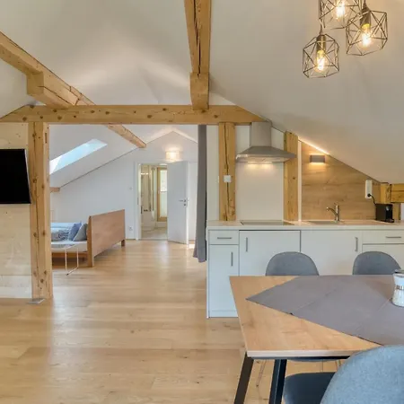Hus24 * Schroecken