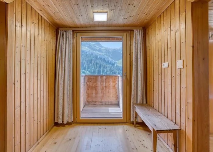 Hus24 3* Шрёккен